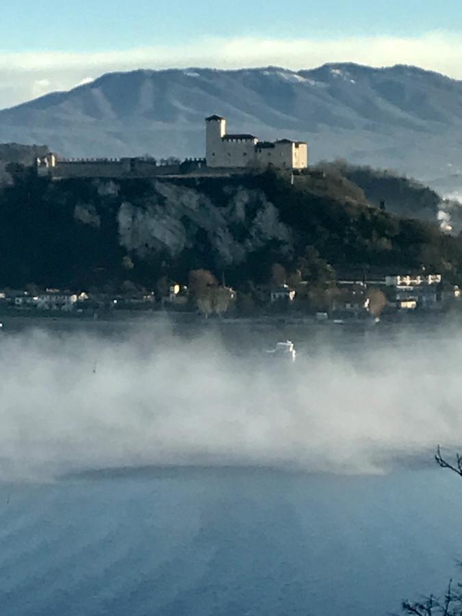 La Casa Nel Parco Villa Arona Kültér fotó